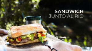 Sandwich junto al río en Raíces de Osorno
